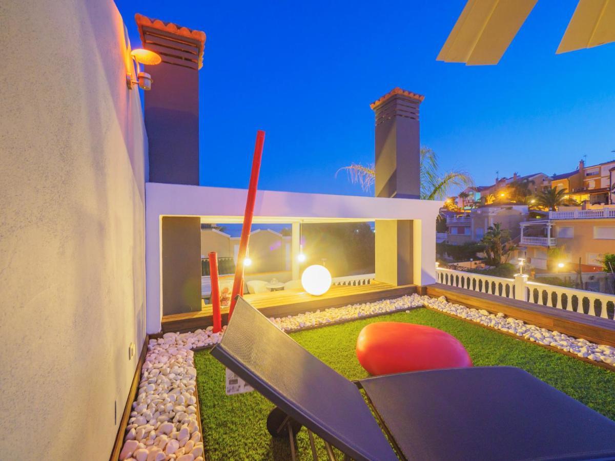 マラガ Cubo'S Gibralfaro House Centerヴィラ エクステリア 写真