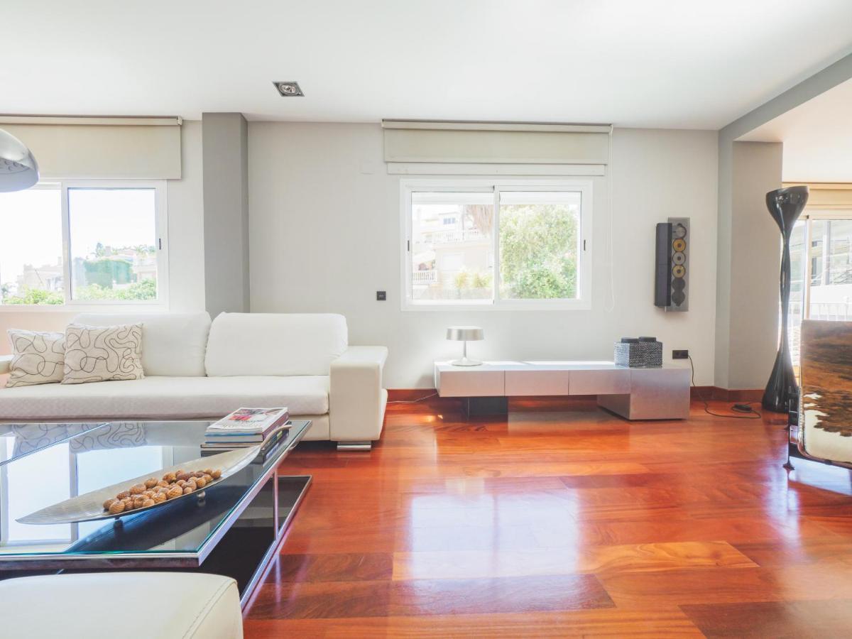 マラガ Cubo'S Gibralfaro House Centerヴィラ エクステリア 写真