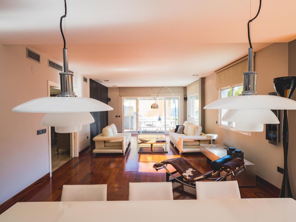 マラガ Cubo'S Gibralfaro House Centerヴィラ エクステリア 写真
